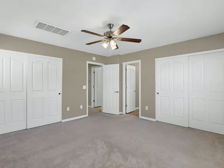 150 W Paseo Celestial — Photo 9