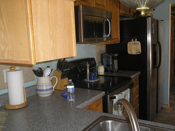 4th image of 1608 W Wahalla Ln
