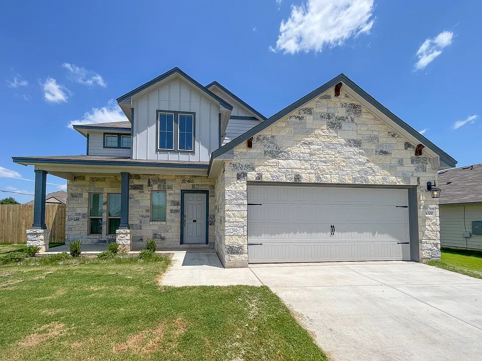5700 Foggy Lagoon Dr