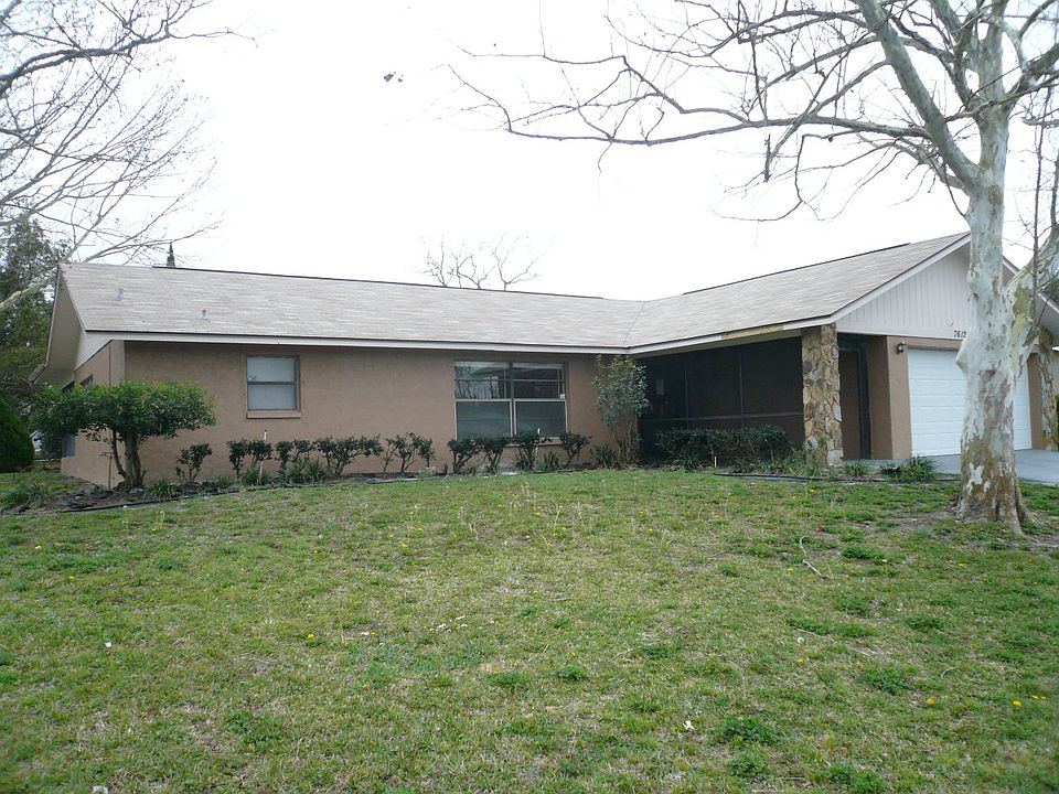 1st image of 7612 Lakeside Woodlands Dr