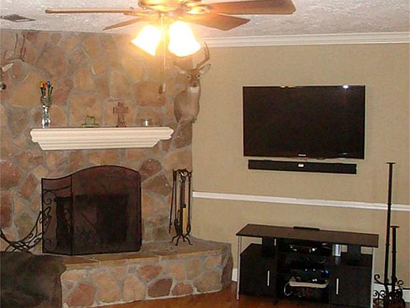 5th image of 11423 Bonaparte Dr