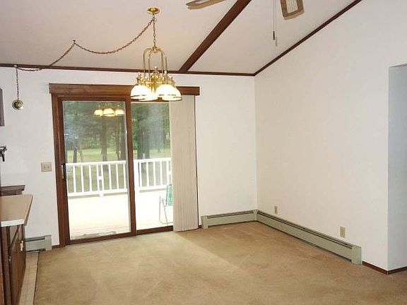 4th image of 8774 Holz Dr