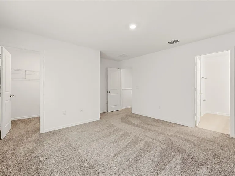 16607 Luminary Loop — Photo 9