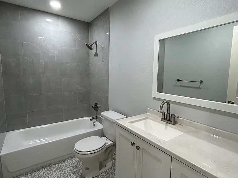 1706 Boyd St — Photo 11