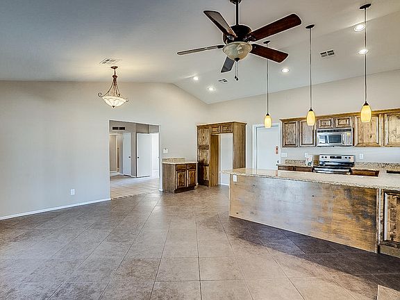 5th image of 7238 W Medlock Dr