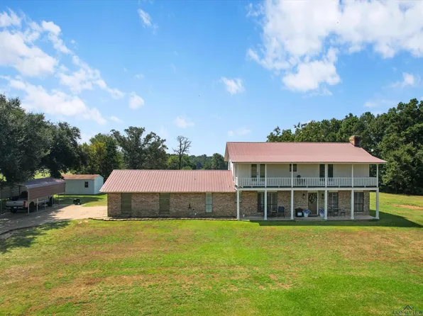396 County Road 4104, Daingerfield, TX 75638