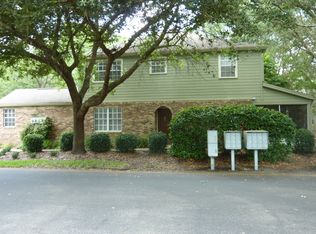 9760 SW 52nd Rd, Gainesville, FL 32608