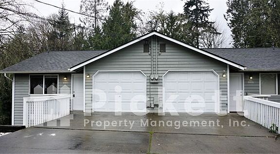 5th image of 8833 Martin Ave NW