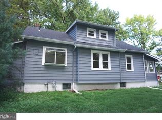 459 Redwood Ave, Woodbury Heights, NJ