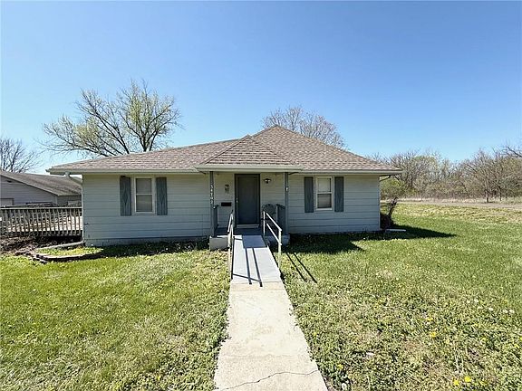 2nd image of 34702 S Ford Rd