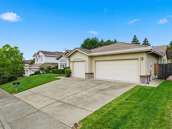 4th image of 2863 Prestwick Court