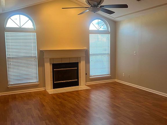 3rd image of 6304 Forest Way Pl