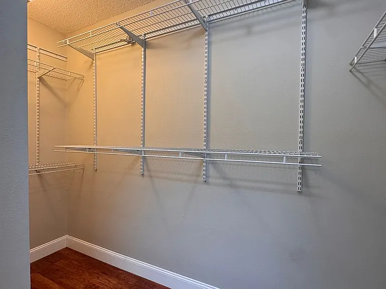 5619 Colonial Oaks Blvd — Photo 19