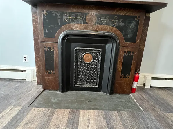 19 Glenwood Avenue image 5 of 17