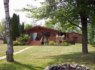 634 S Point Dr, Gladwin, MI 48624