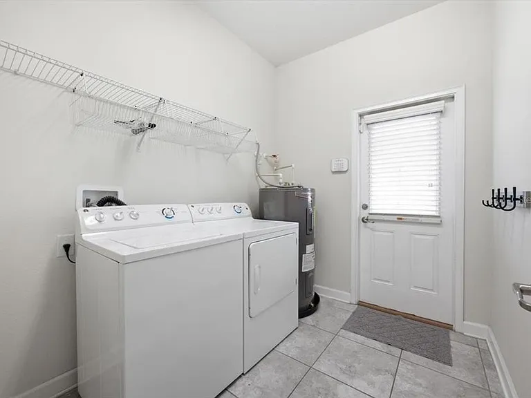 11854 Sonnet Ave — Photo 21