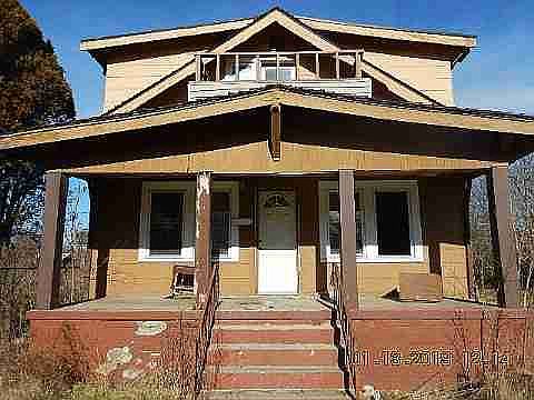 85 E Margaret