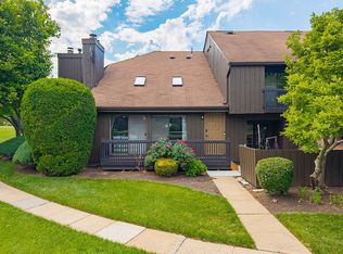 77 Westgate Dr, Edison, NJ 08820