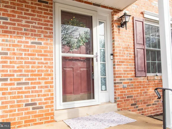 107 Richmond Ct, Harleysville, PA 19438