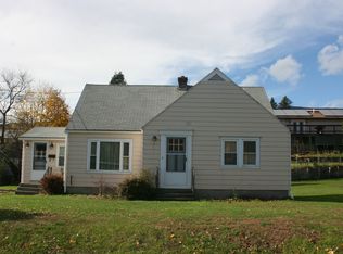 6 Cedar Ln, Adams, MA 01220
