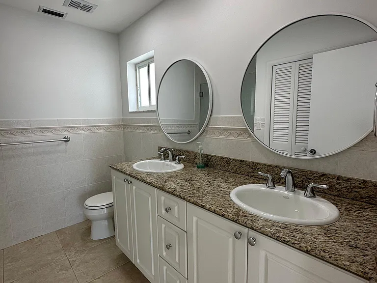 244 W Seaview Dr — Photo 15