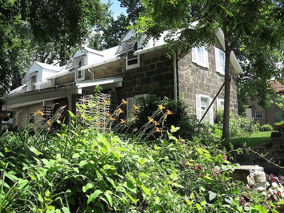 2nd image of 10701 Buckeye Rd