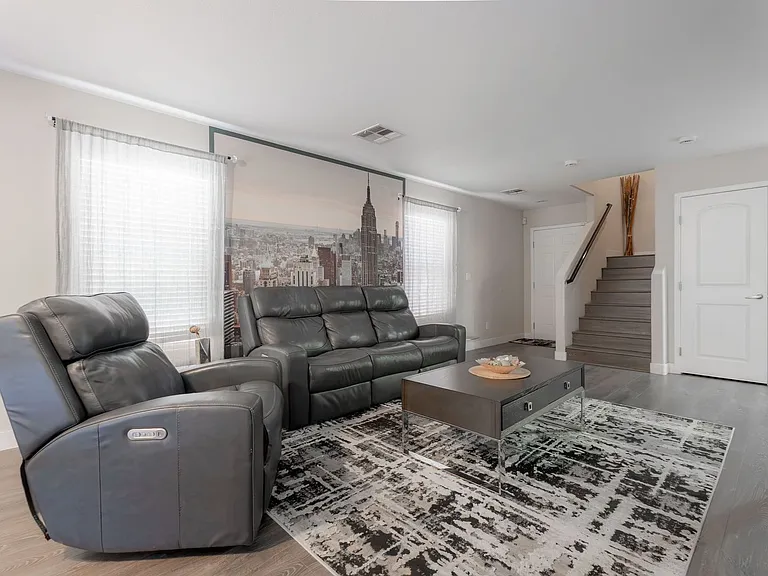 7578 Hope Valley St — Photo 4