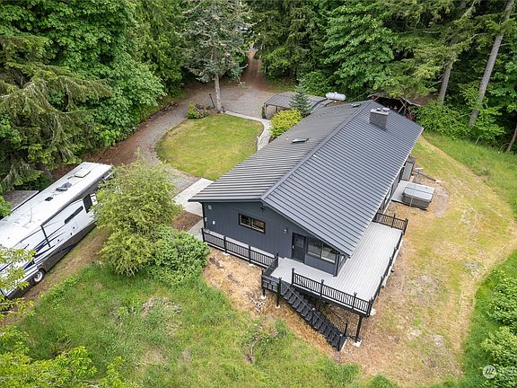 4th image of 6205 37th Avenue SE