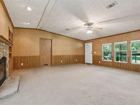 3rd image of 74430 Gottschalk Rd