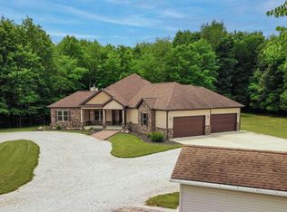 4356 Gale Rd, Granville, OH 43023