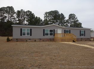 30 Old Hickory Ln, Elizabethtown, NC 28337