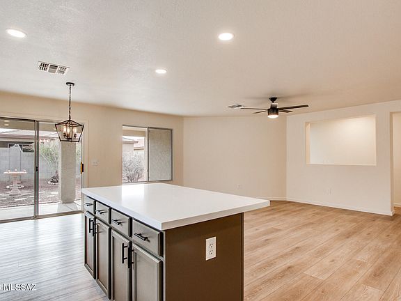 5th image of 9410 E Grapevine Spring Pl