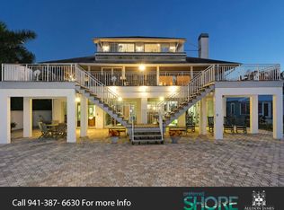 945 Inlet Cir, Venice, FL 34285