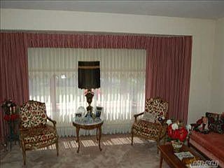 5th image of 7 Woodview Dr