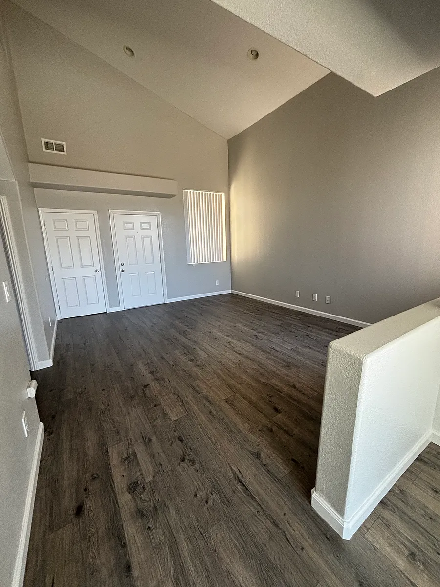 Building Photo - 31759 Avenue E #9