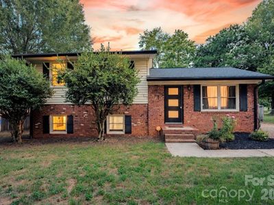 827 Brookwood Dr, Mooresville, NC, 28115