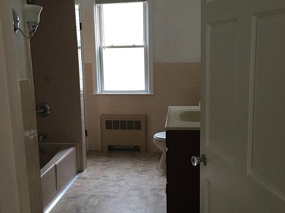4th image of 241-243 New York Ave #1
