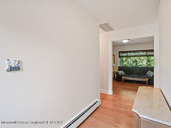5th image of 279 Port Royal Drive