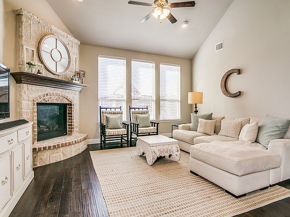 Living with soaring ceilings