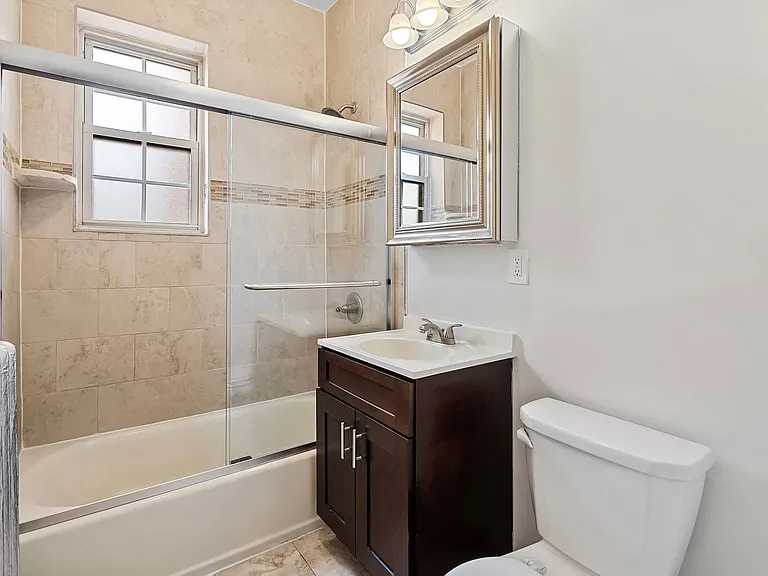 68-70 Park Avenue Apartments — Photo 26