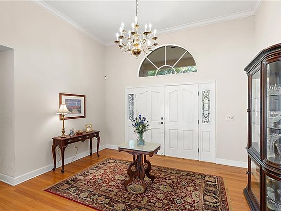 4th image of 1006 41st Ave N