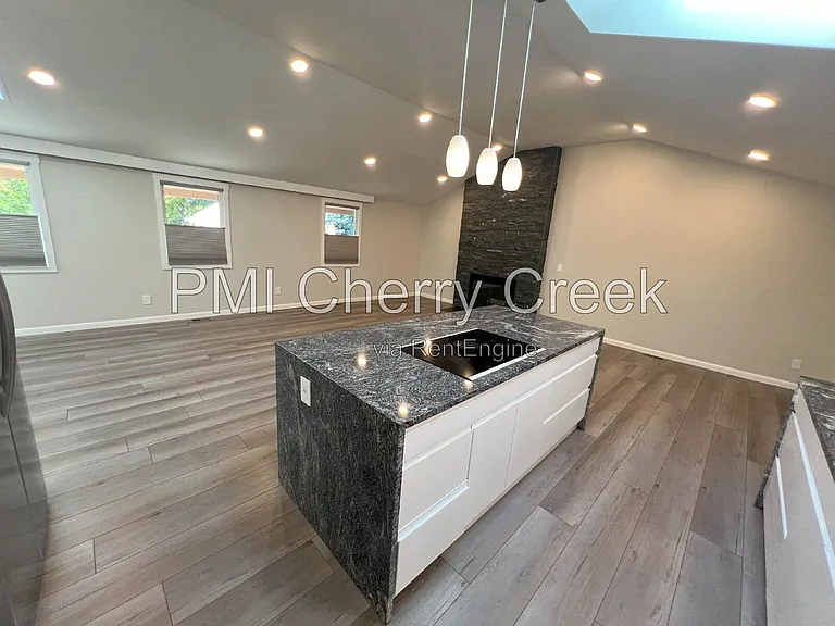3000 S Holly Pl — Photo 12
