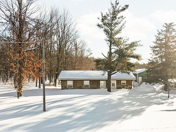 2nd image of 5777 Hayes Tower Rd