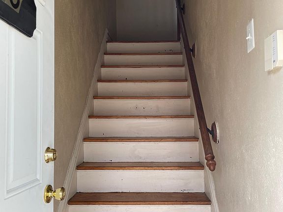 2nd image of 4165 Flad Ave #B