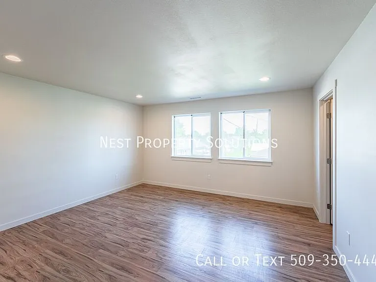 1070 S Grand Dr #B — Photo 79