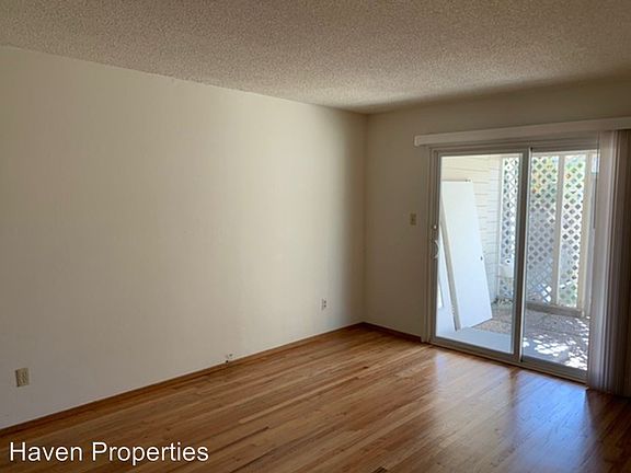 4th image of 3014 Chestnut Hill Dr
