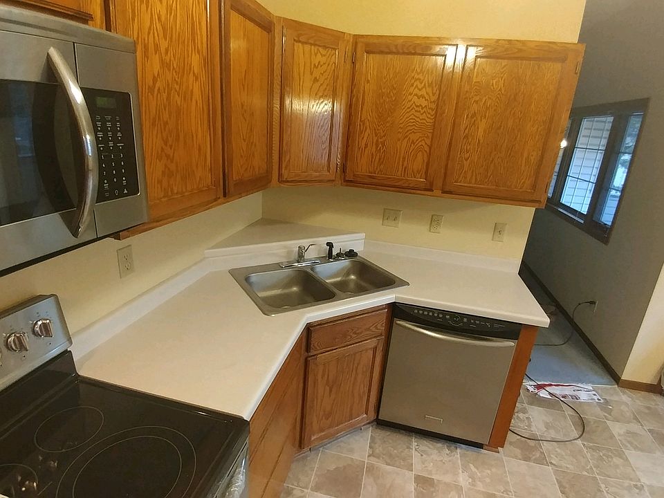 1st image of 810 98th Ave NW APT 206