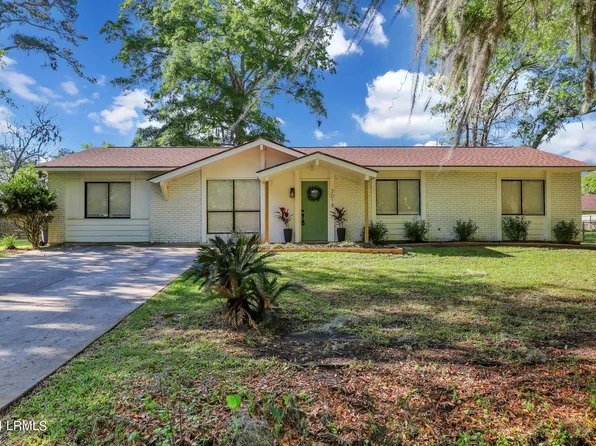 3018 Ratel Dr, Beaufort, SC 29902