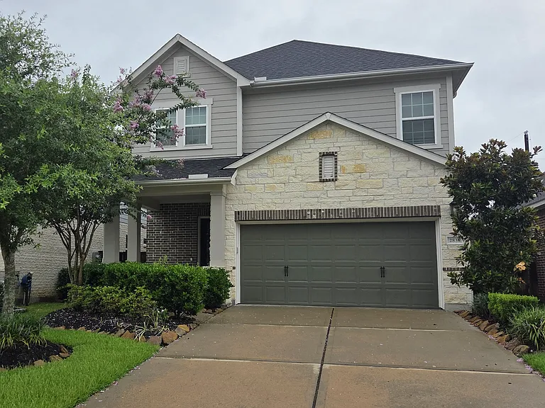 2838 Northwood Pines Ln — Photo 1