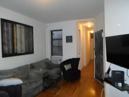 Rented by Sky Management | media 30